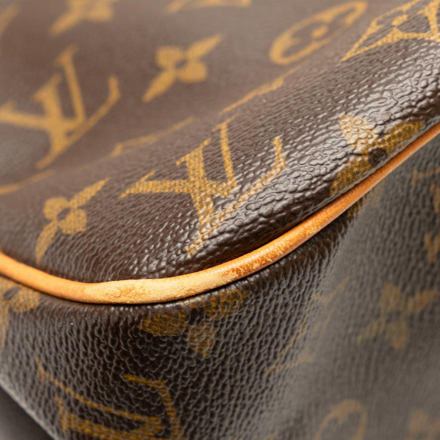 Louis Vuitton Monogram Batignolles Horizontal (SHG-Nmn79b)