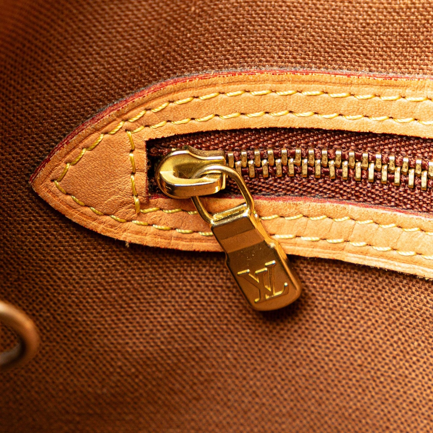 Louis Vuitton Monogram Batignolles Horizontal (SHG-rZmVa5)