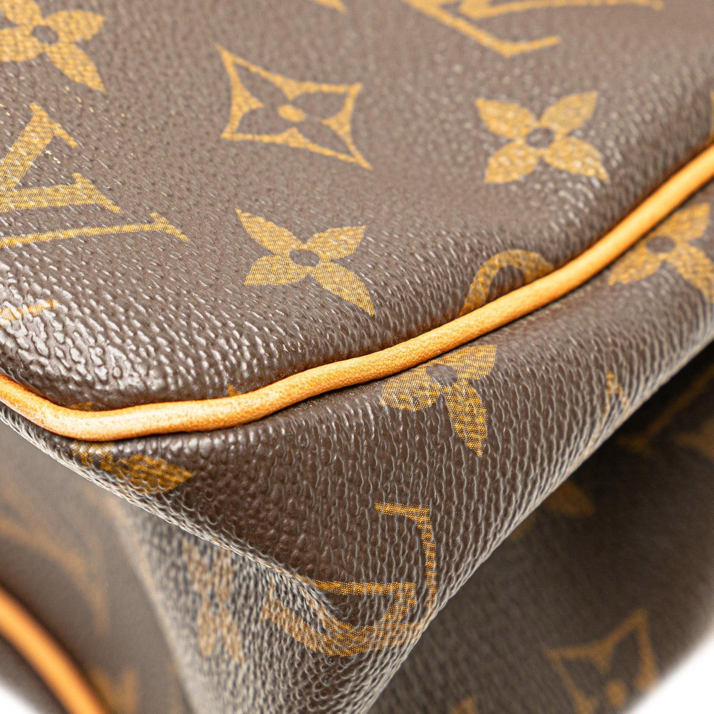 Louis Vuitton Monogram Batignolles Horizontal (SHG-rZmVa5)