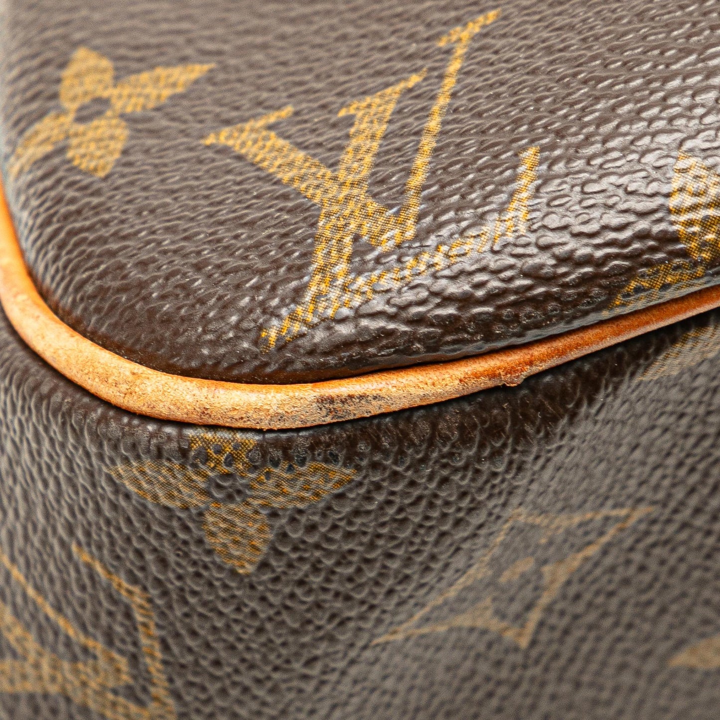Louis Vuitton Monogram Batignolles Horizontal (SHG-H5lUco)