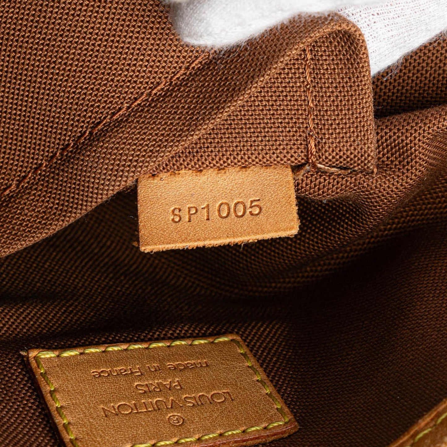 Louis Vuitton Monogram Batignolles Vertical PM