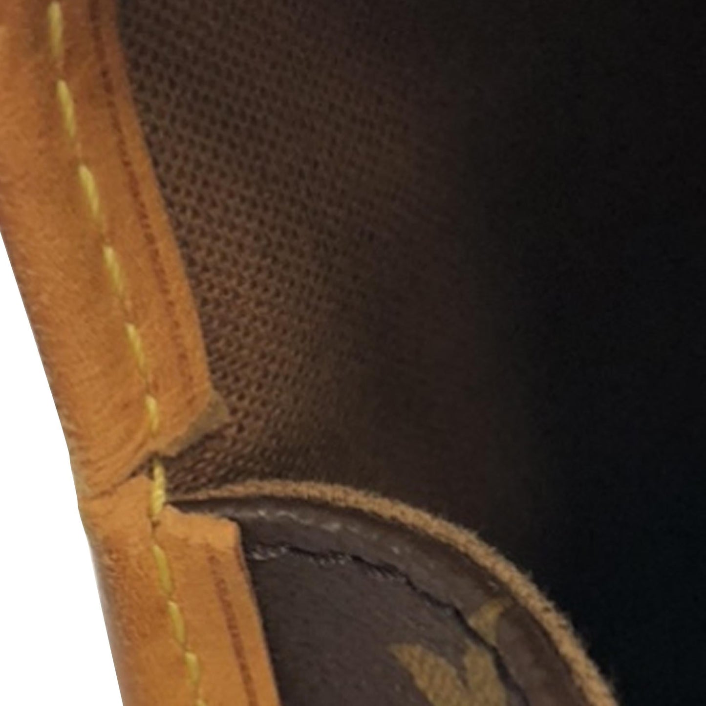 Louis Vuitton Monogram Bosphore GM (SHG-7KBVqt)