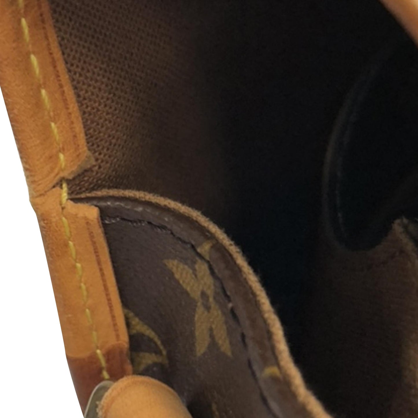 Louis Vuitton Monogram Bosphore GM (SHG-7KBVqt)