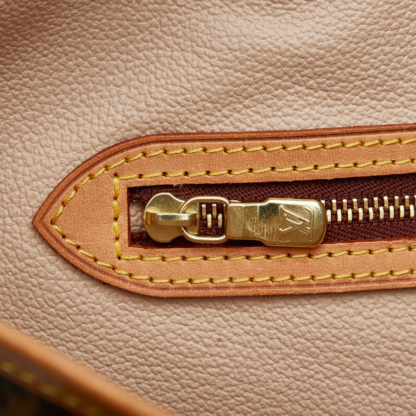 Louis Vuitton Monogram Bucket GM (SHG-w2Rhfb)