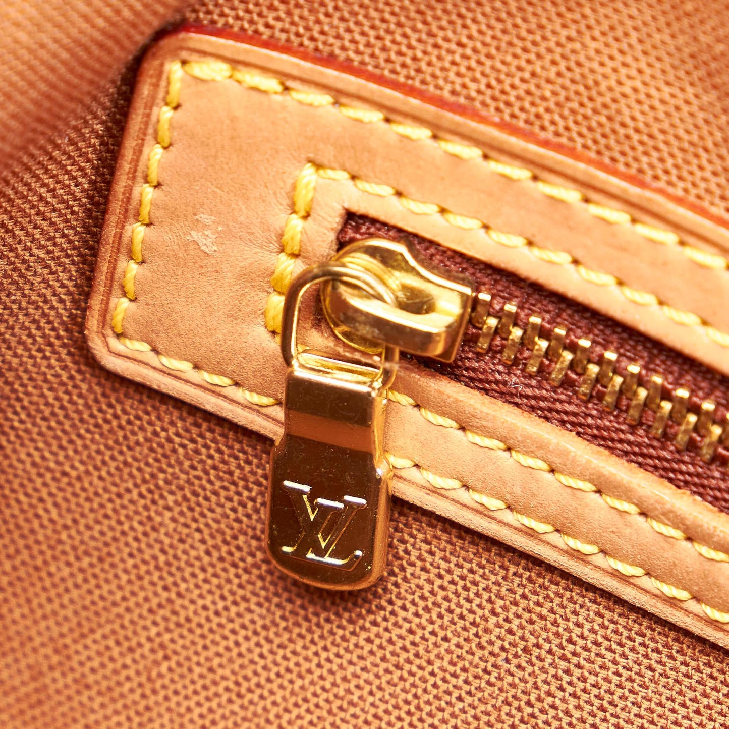 Louis Vuitton Monogram Cabas Mezzo (SHG-28641)