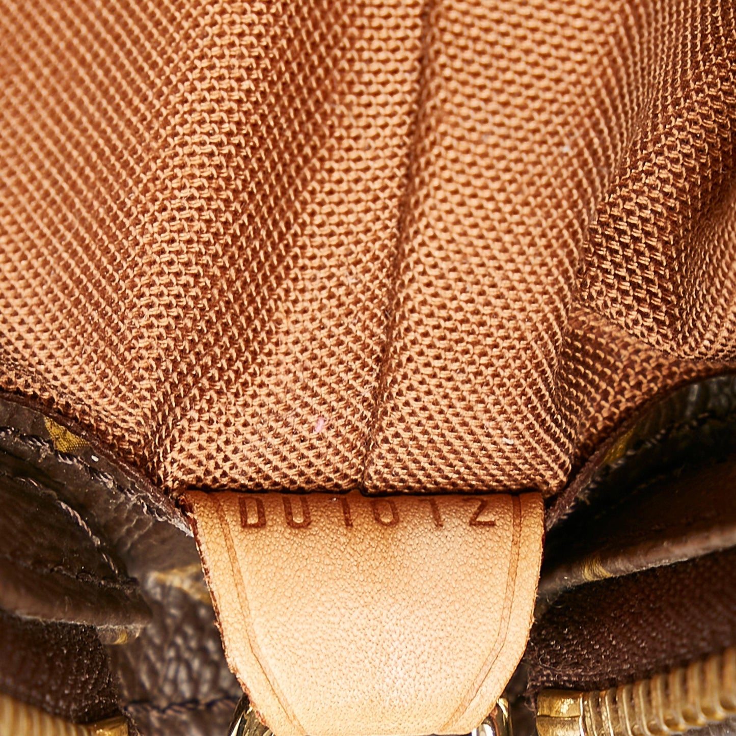 Louis Vuitton Monogram Cabas Mezzo (SHG-29891)