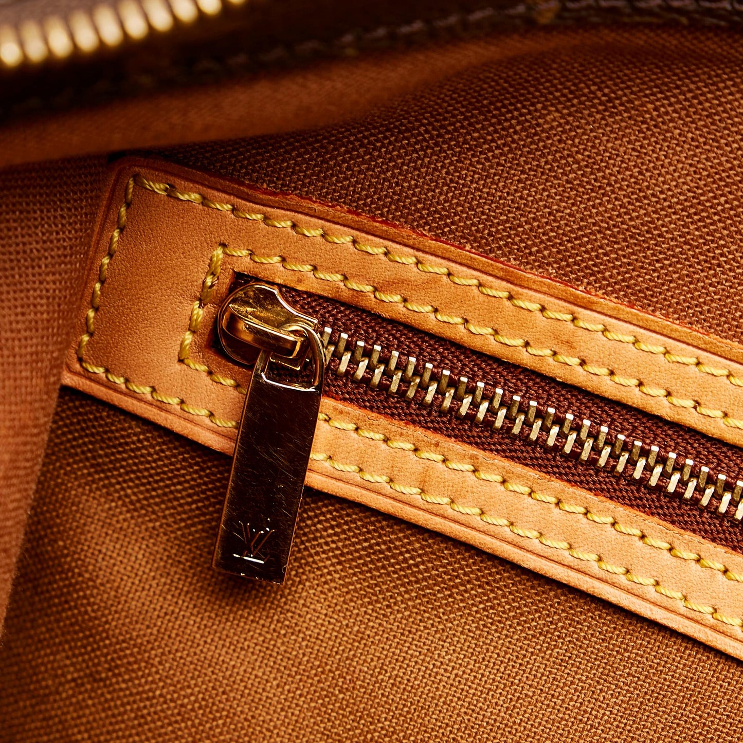 Louis Vuitton Monogram Cabas Mezzo (SHG-30875)