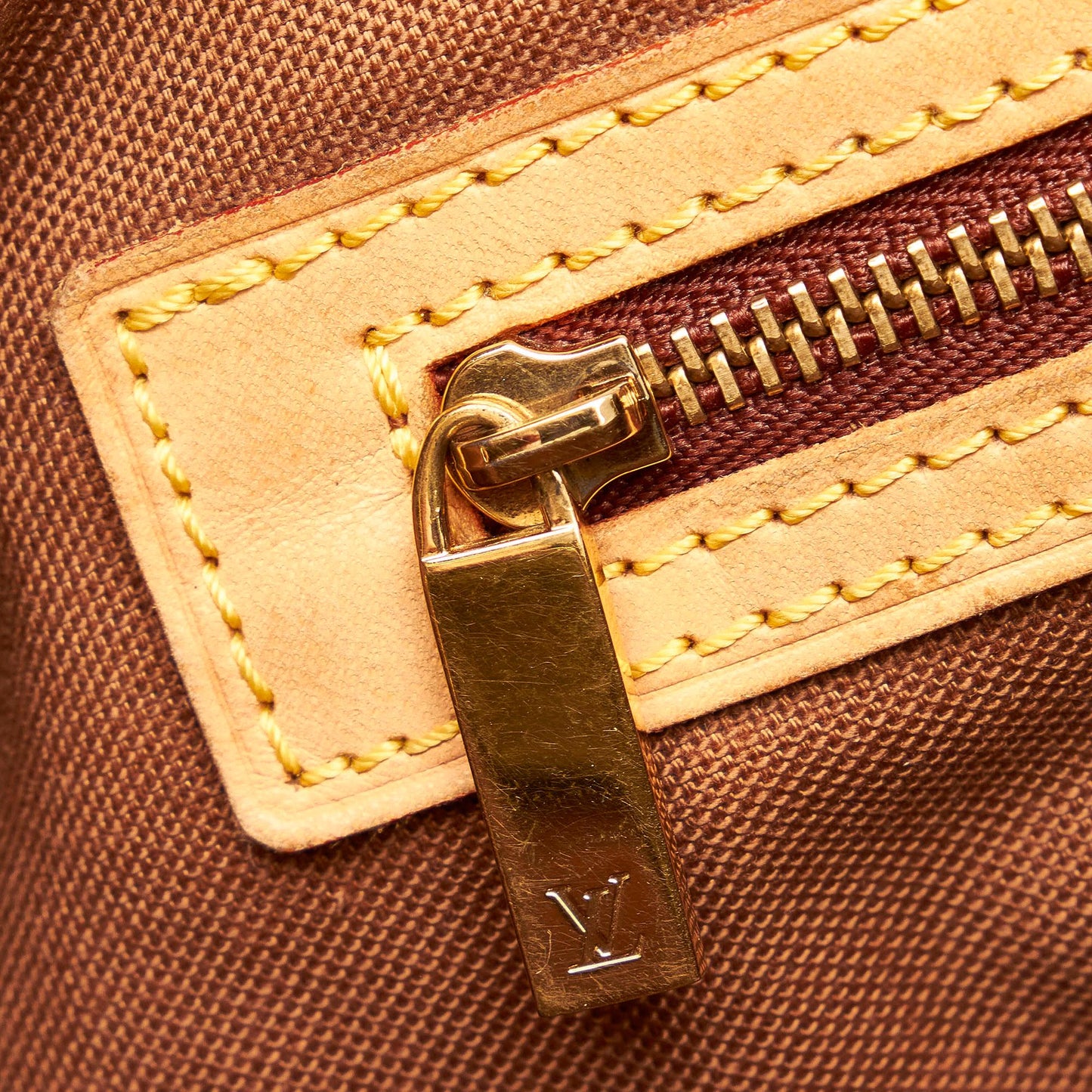 Louis Vuitton Monogram Cabas Mezzo (SHG-36300)