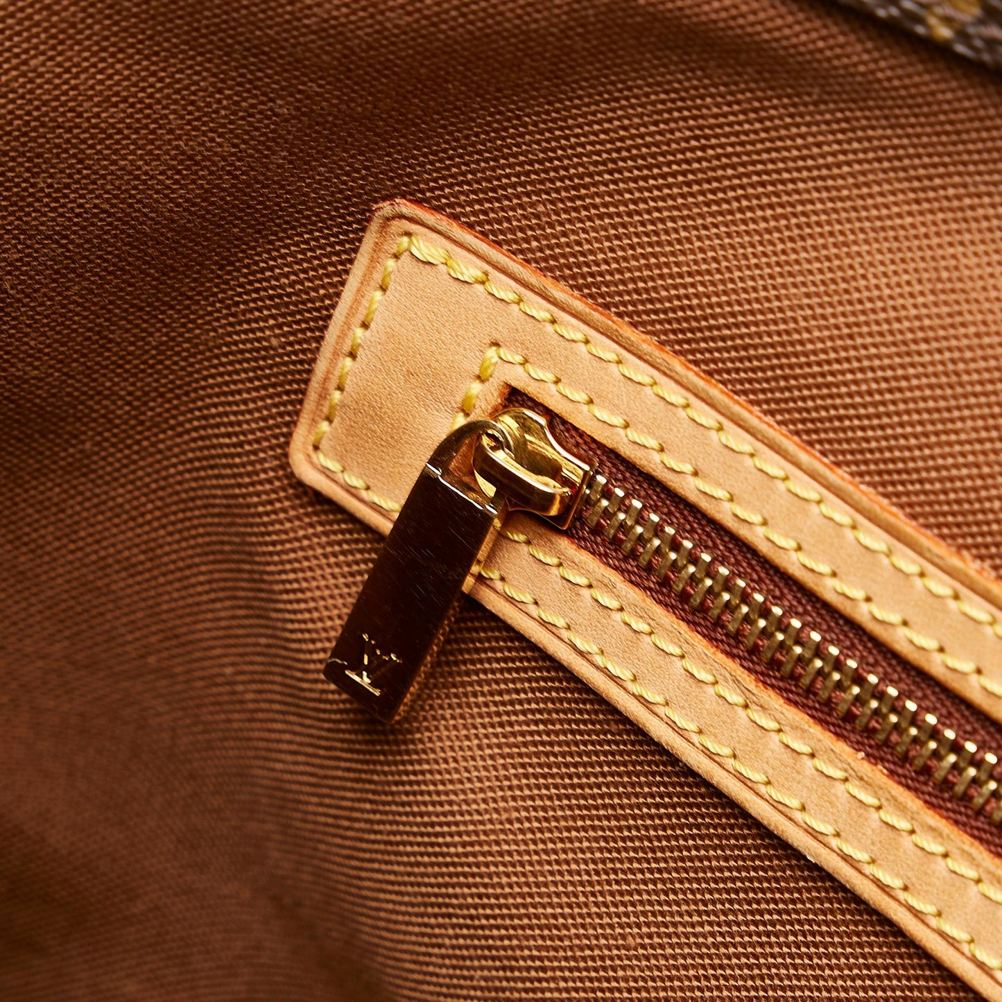 Louis Vuitton Monogram Cabas Mezzo (SHG-37517)
