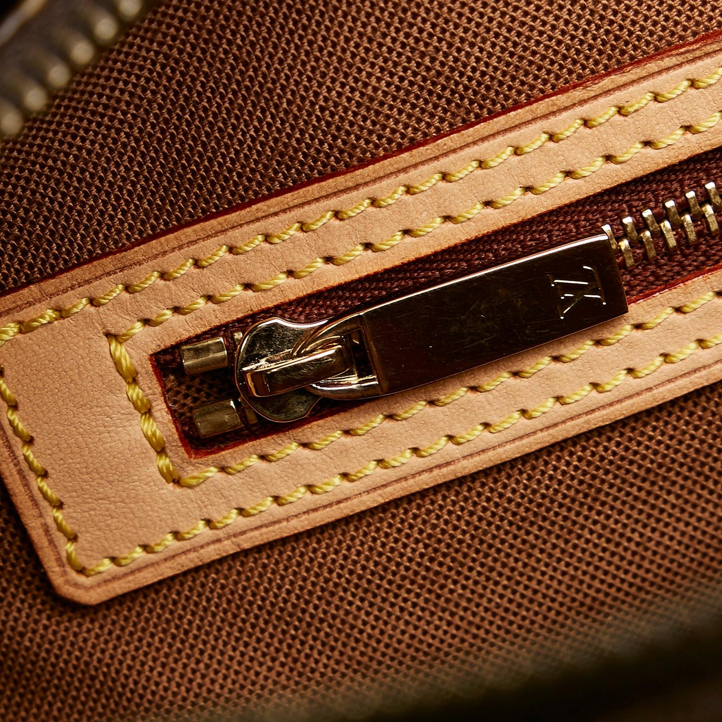 Louis Vuitton Monogram Cabas Mezzo (SHG-37694)