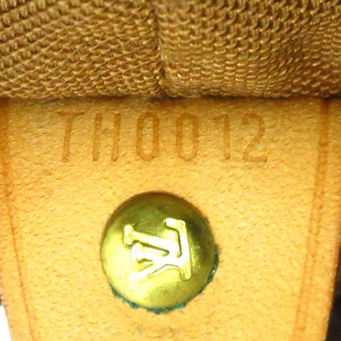 Louis Vuitton Monogram Cabas Mezzo (SHG-u8G2P7)