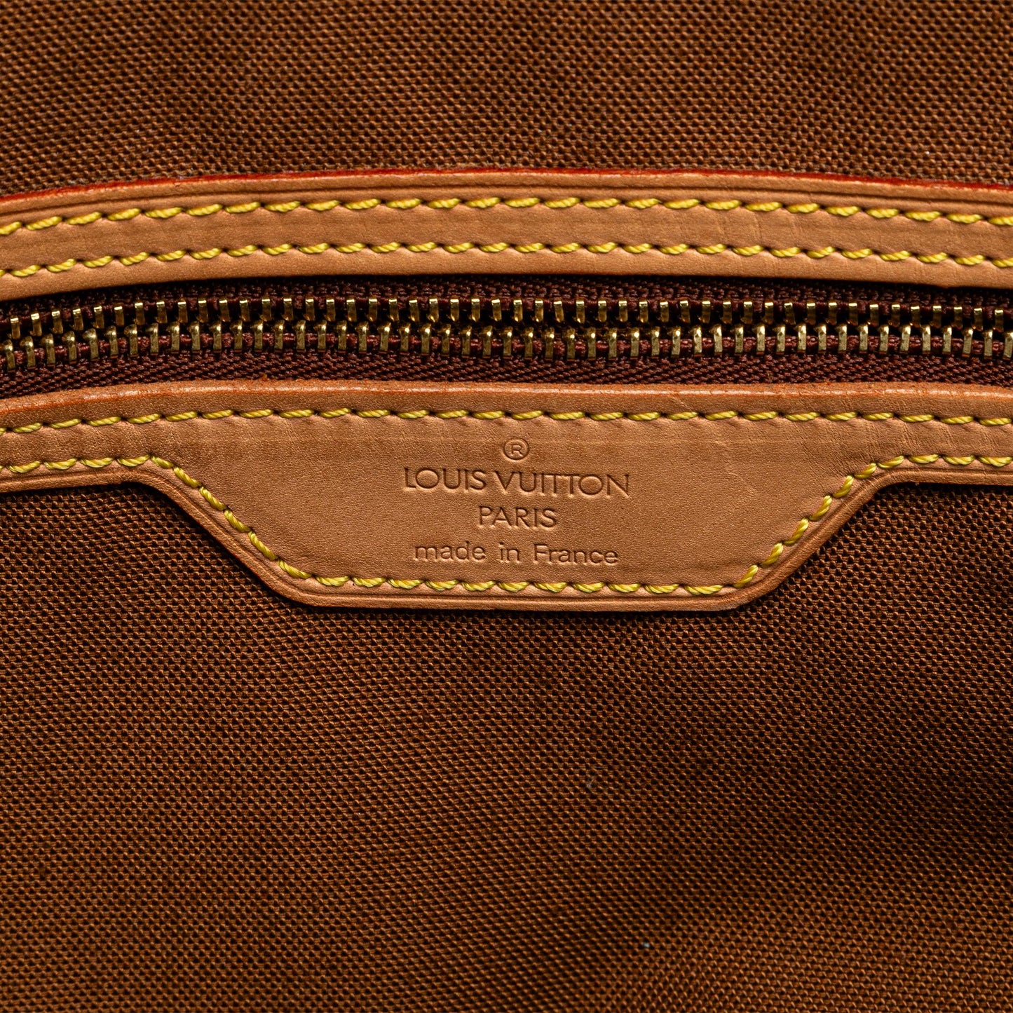 Louis Vuitton Monogram Cabas Mezzo (SHG-FfTuGM)