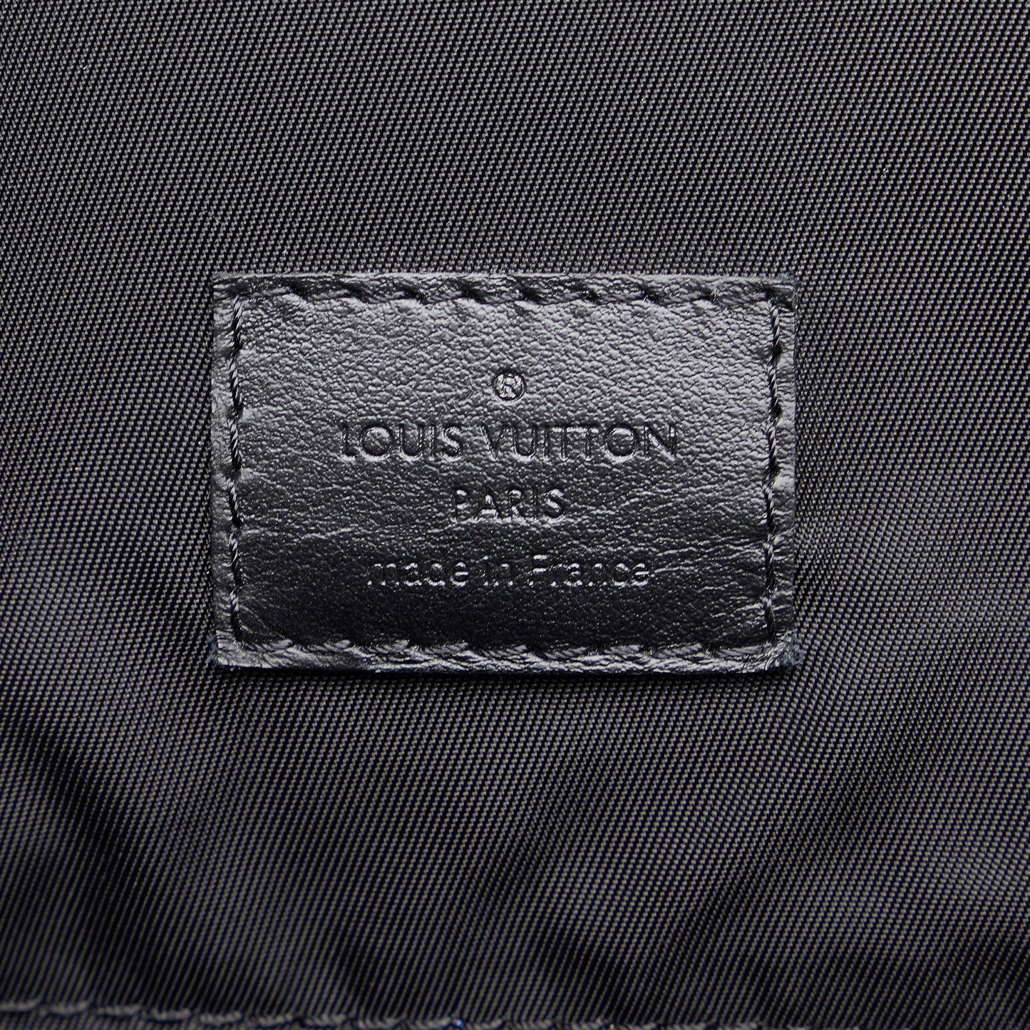 Louis Vuitton Monogram Camouflage Nylon Christopher PM (SHG-5yjPfM)