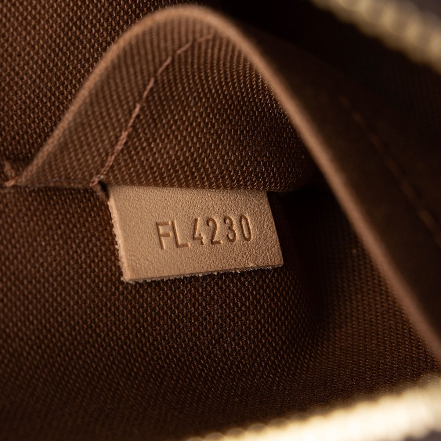Louis Vuitton Monogram Canvas Alma BB Satchel (SHF-lI4JeZ)