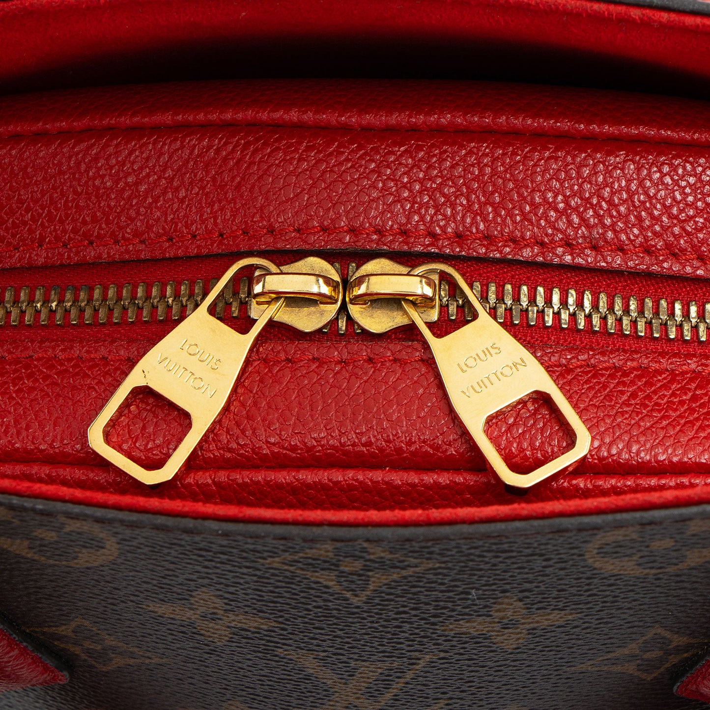 Louis Vuitton Monogram Canvas Alma BNB Satchel (SHF-snjbXM)