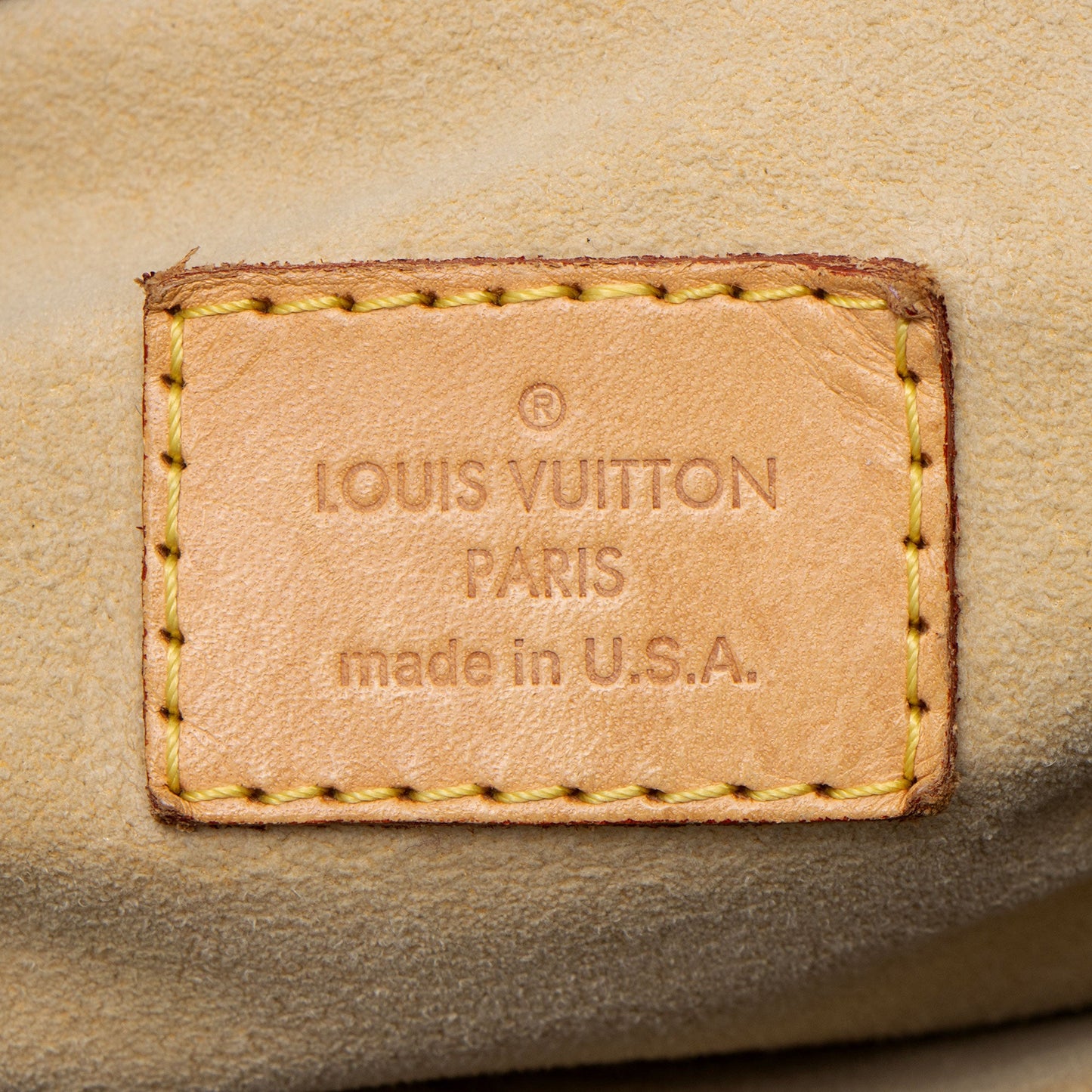 Louis Vuitton Monogram Canvas Artsy MM Shoulder Bag