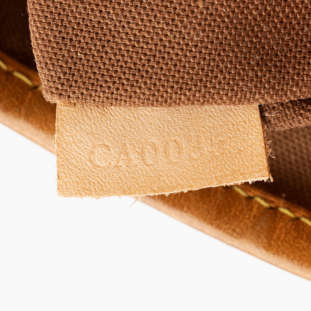 Louis Vuitton Monogram Canvas Batignolles Vertical Tote (SHF-21263)