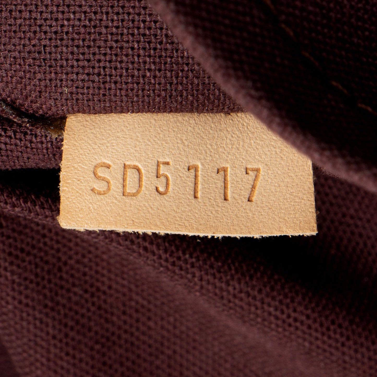 Louis Vuitton Monogram Canvas Berri MM Shoulder Bag