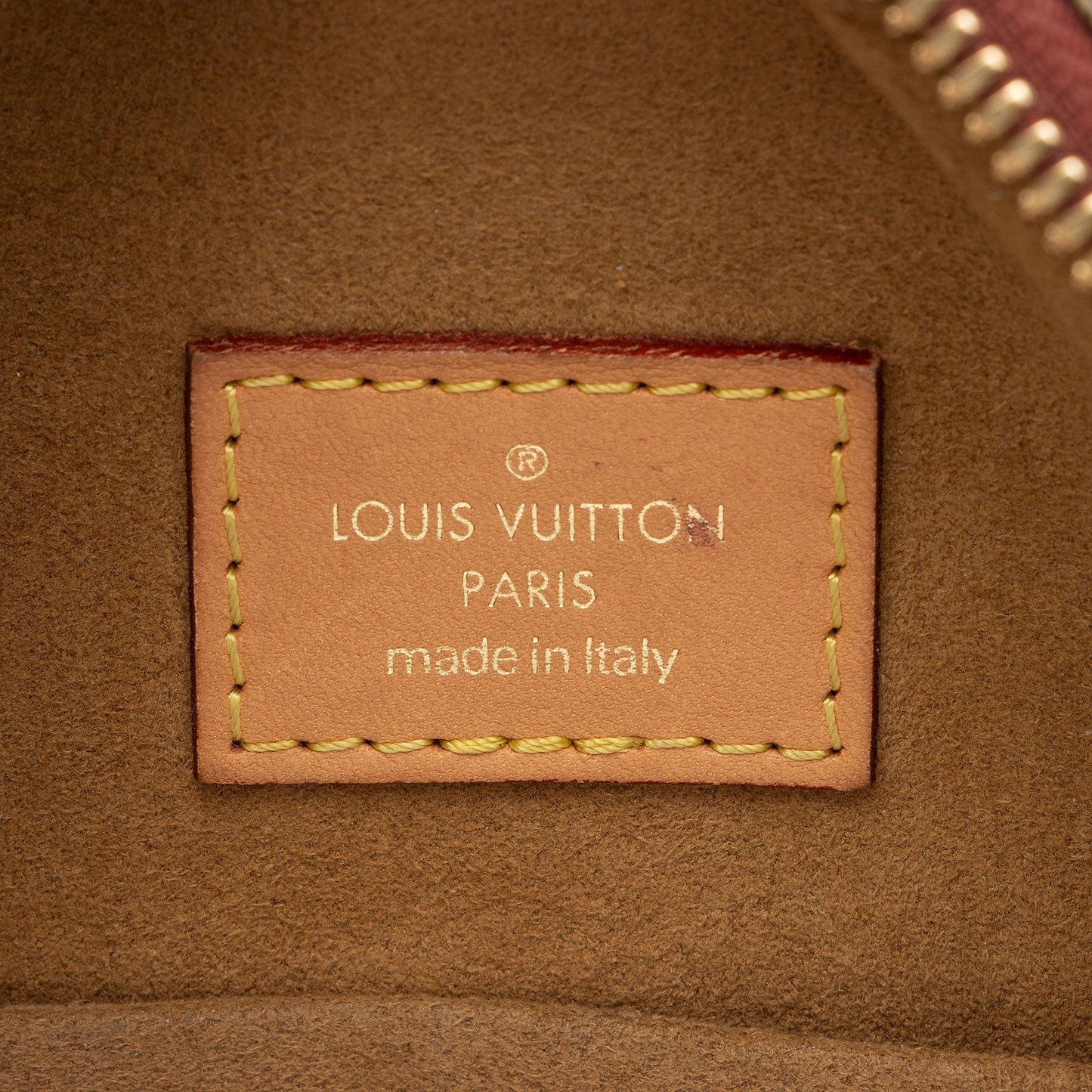 Louis Vuitton Monogram Canvas Boite Chapeau Souple MM Shoulder Bag (SHF-c9UVur)
