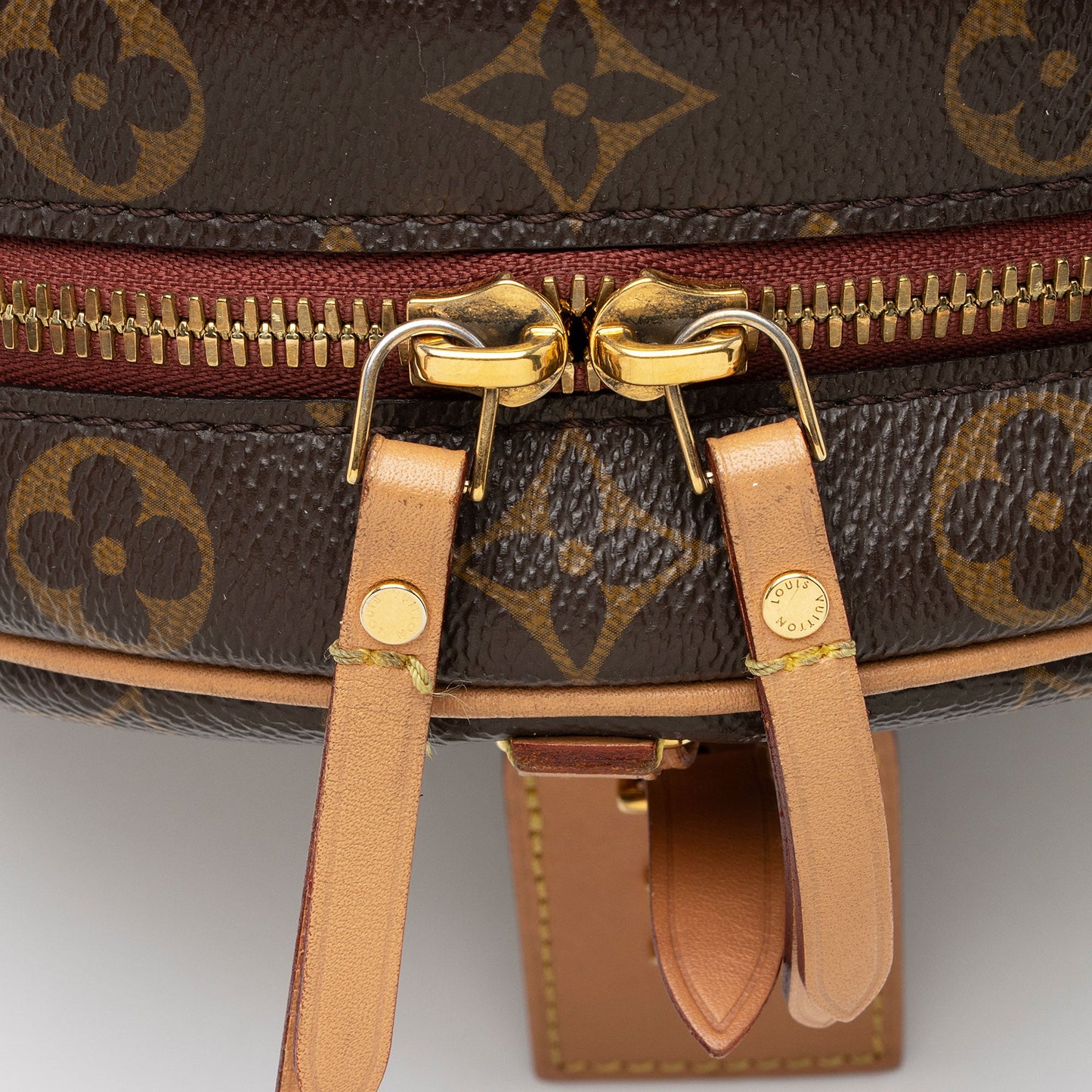 Louis Vuitton Monogram Canvas Boite Chapeau Souple MM Shoulder Bag (SHF-4lK6t0)