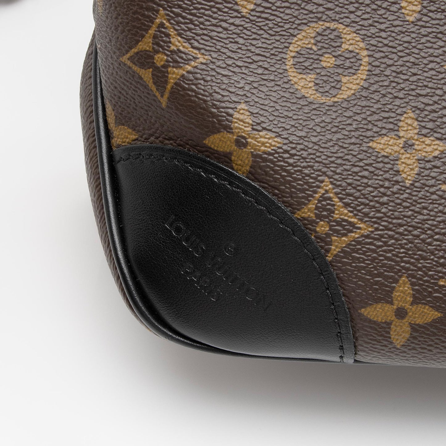 Louis Vuitton Monogram Canvas Boulogne NM Shoulder Bag -  (SHF-Ah5skS)