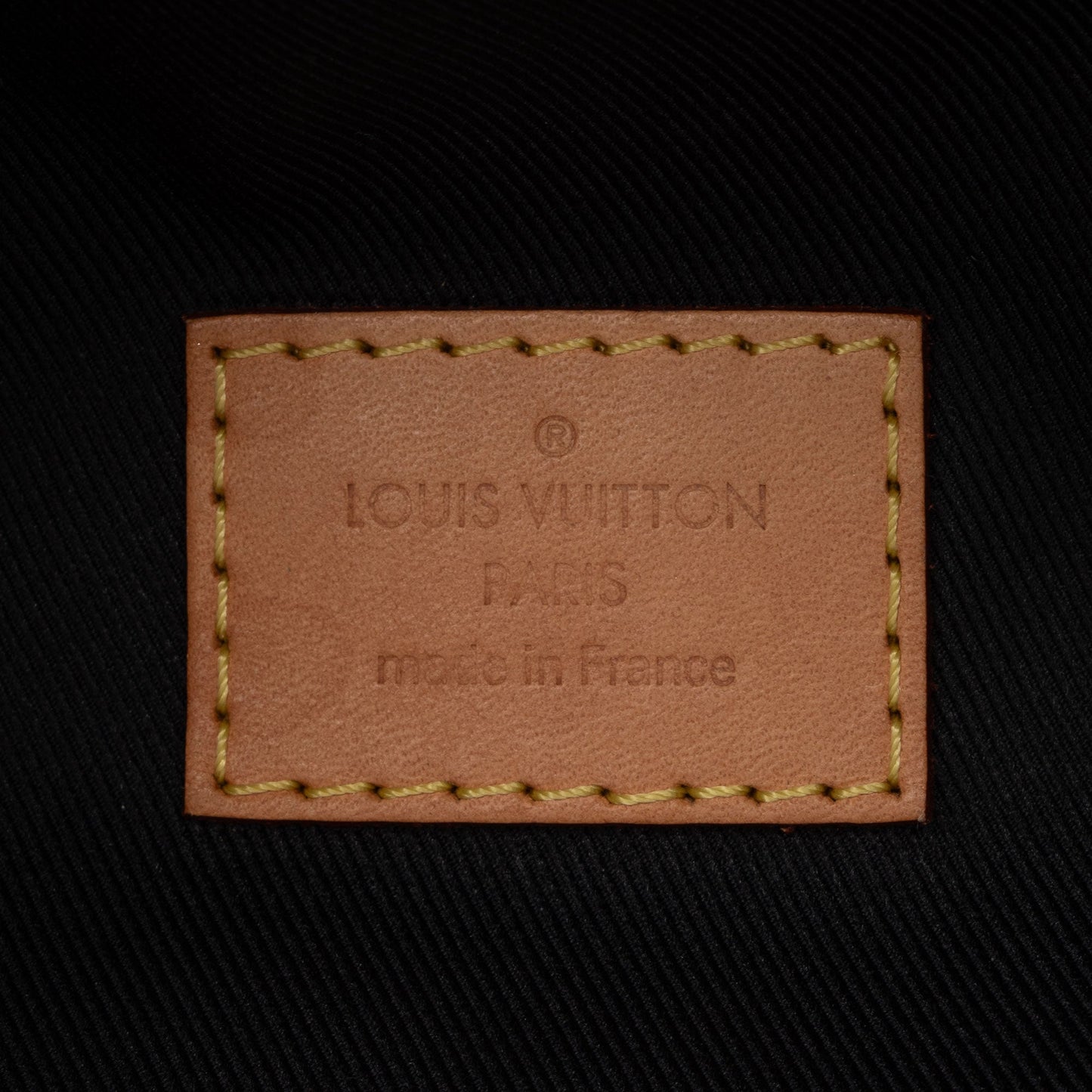 Louis Vuitton Monogram Canvas BumBag (SHF-C5Iztc)