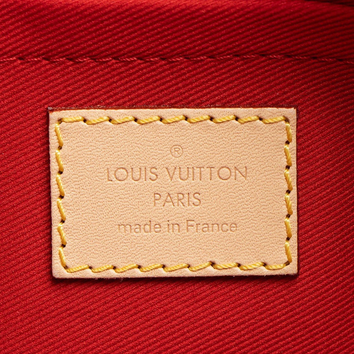 Louis Vuitton Monogram Canvas Carry It Pochette (SHF-jiUEBe)