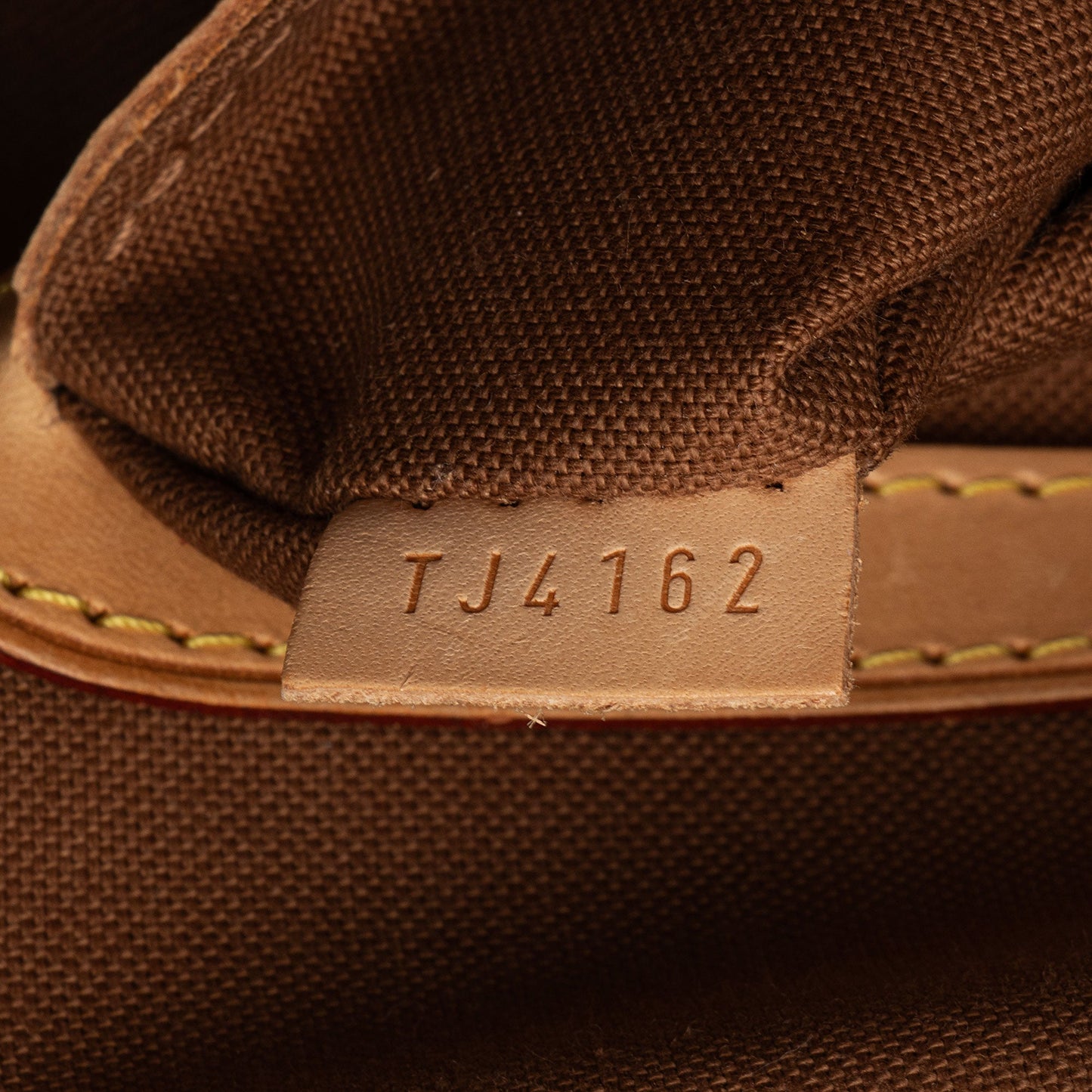Louis Vuitton Monogram Canvas Carryall Weekender (SHF-lhOB5D)
