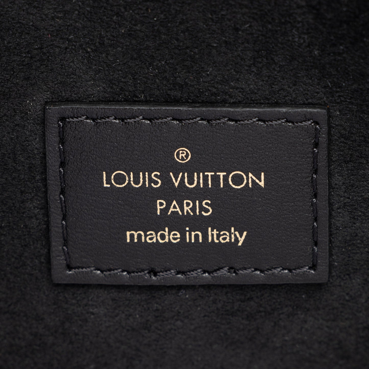 Louis Vuitton Monogram Canvas Chantilly Lock Shoulder Bag (SHF-YHelRK)