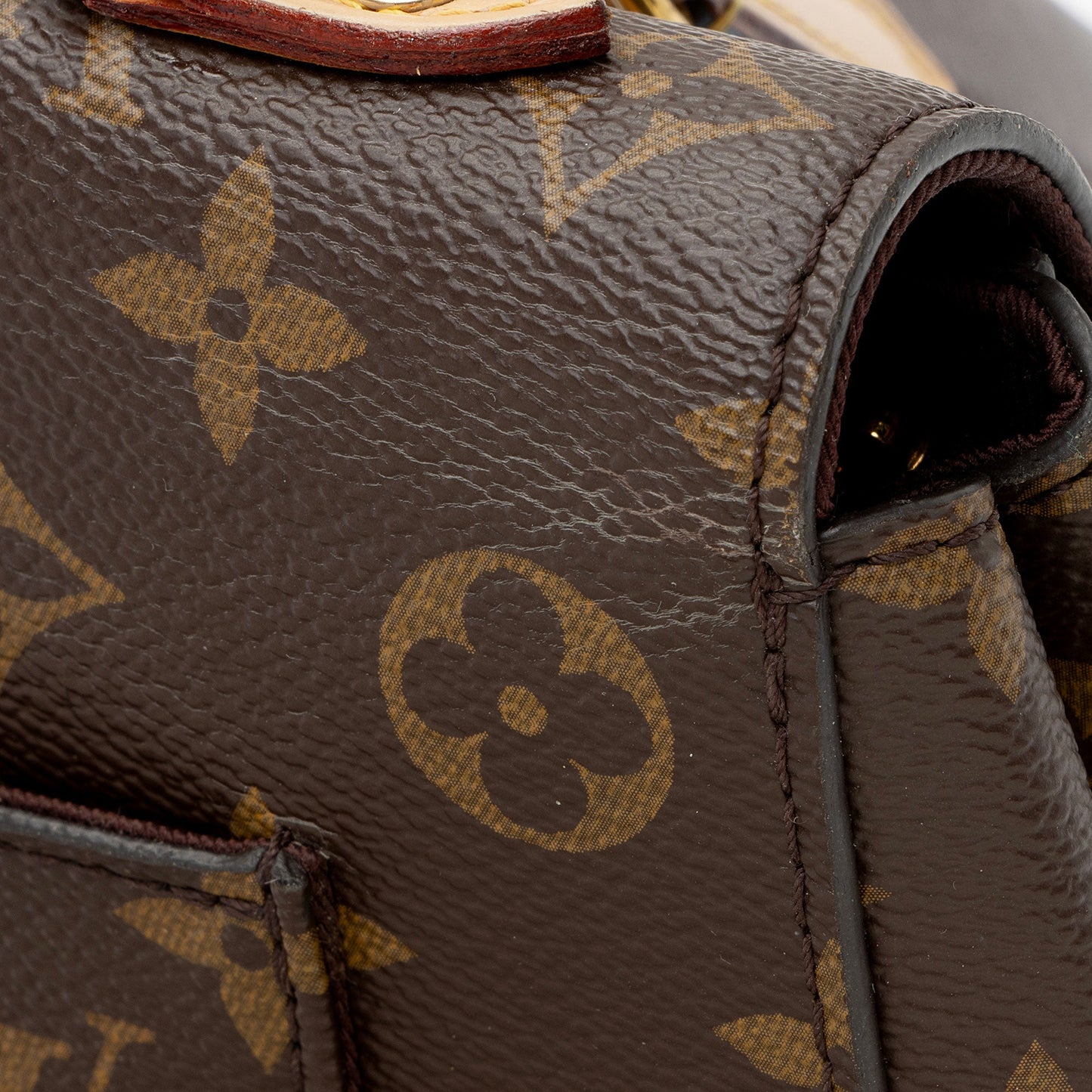 Louis Vuitton Monogram Canvas Cluny MM Satchel (SHF-VMRA4b)