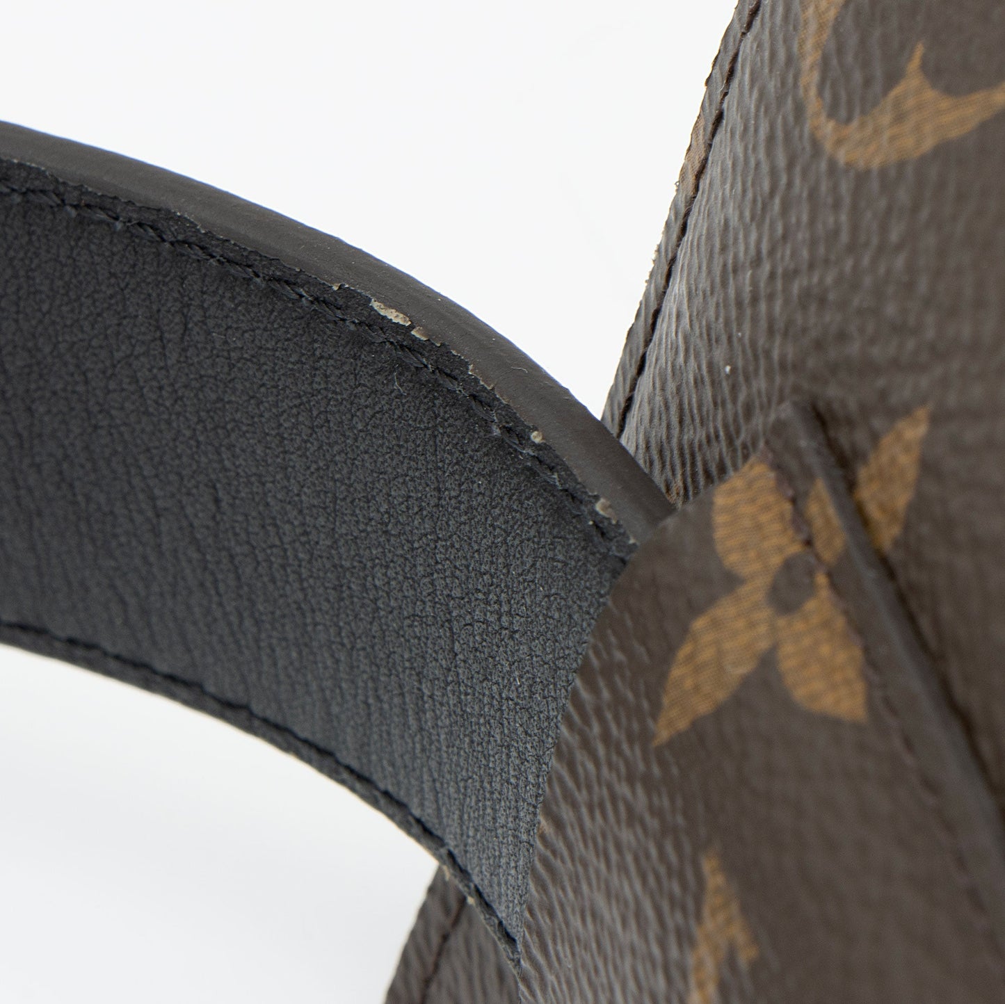 Louis Vuitton Monogram Canvas Daily Multi Pocket Belt - Size 28 / 70