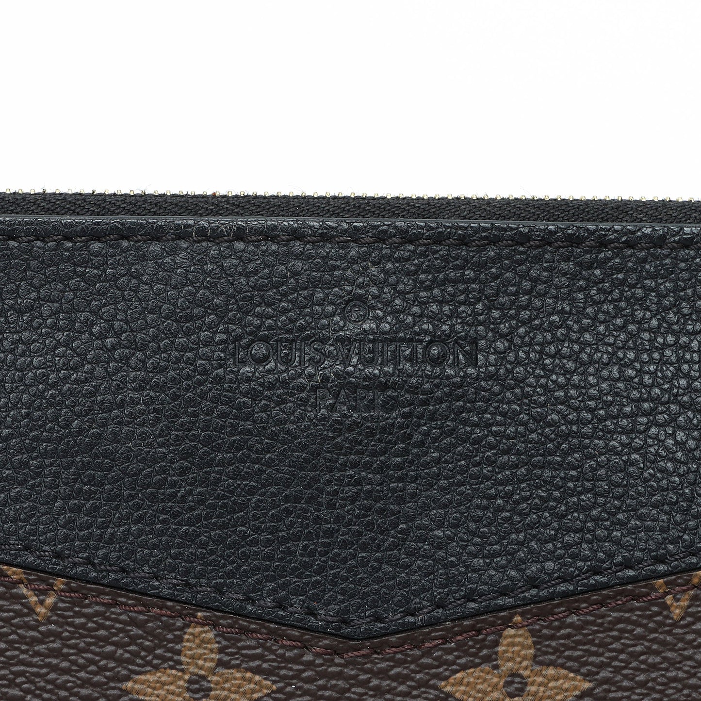 Louis Vuitton Monogram Canvas Daily Pouch (SHF-epvh9P)