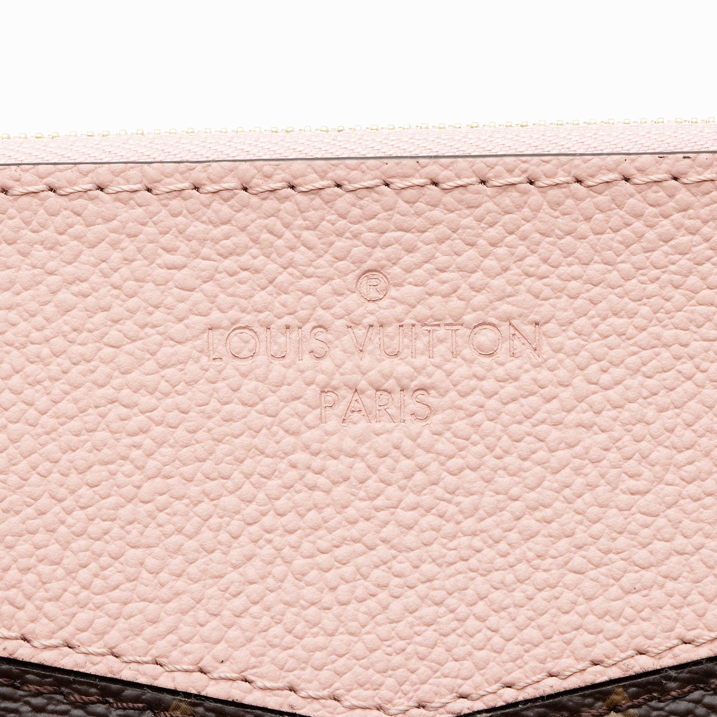 Louis Vuitton Monogram Canvas Daily Pouch (SHF-ZnoCfR)