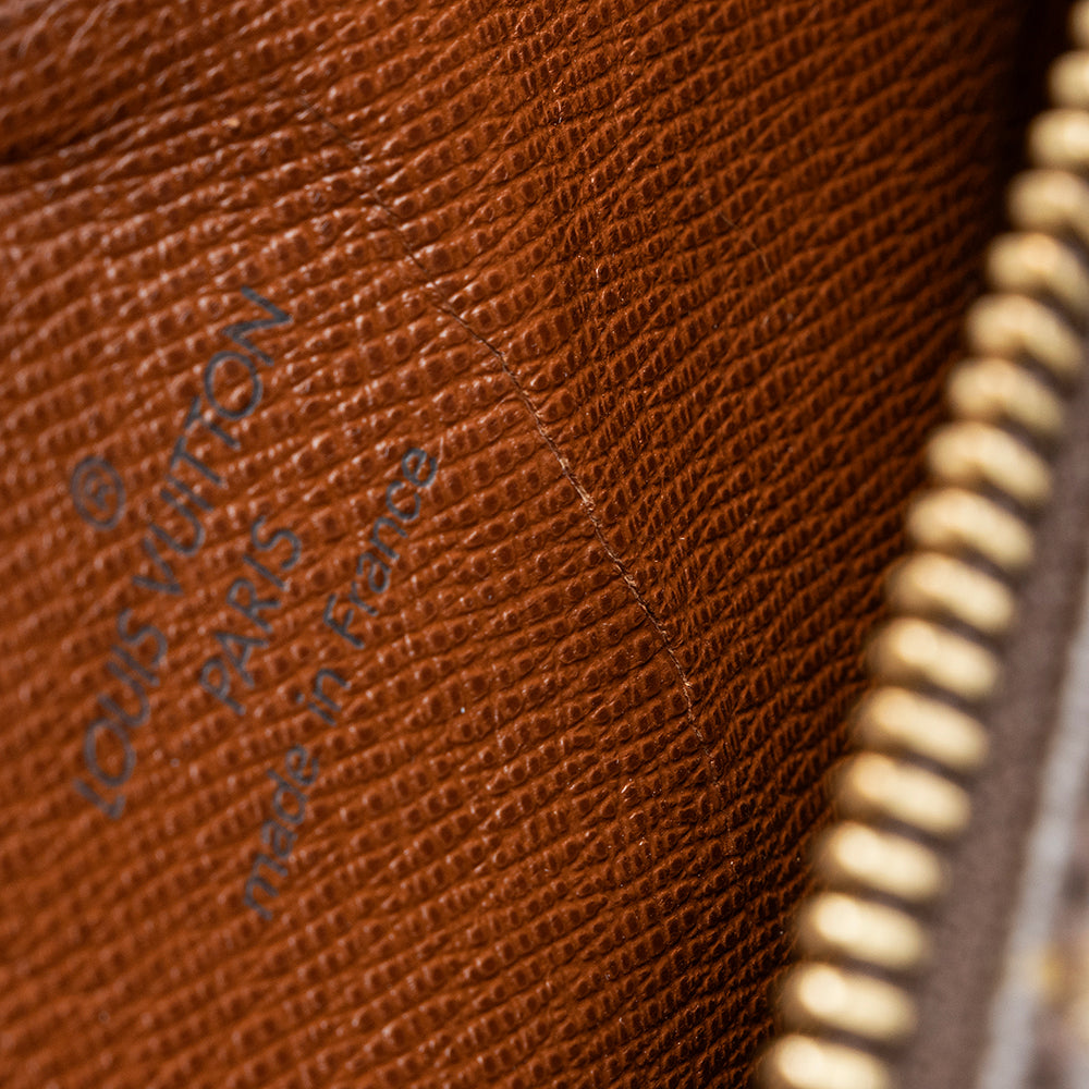 Louis Vuitton Vintage Monogram Canvas Danube Shoulder Bag (SHF-20197)