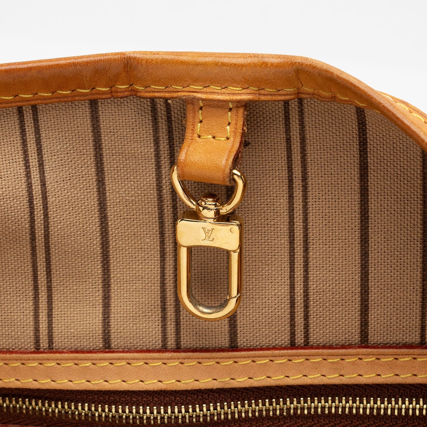Louis Vuitton Monogram Canvas Delightful GM Shoulder Bag (SHF-fsnong)