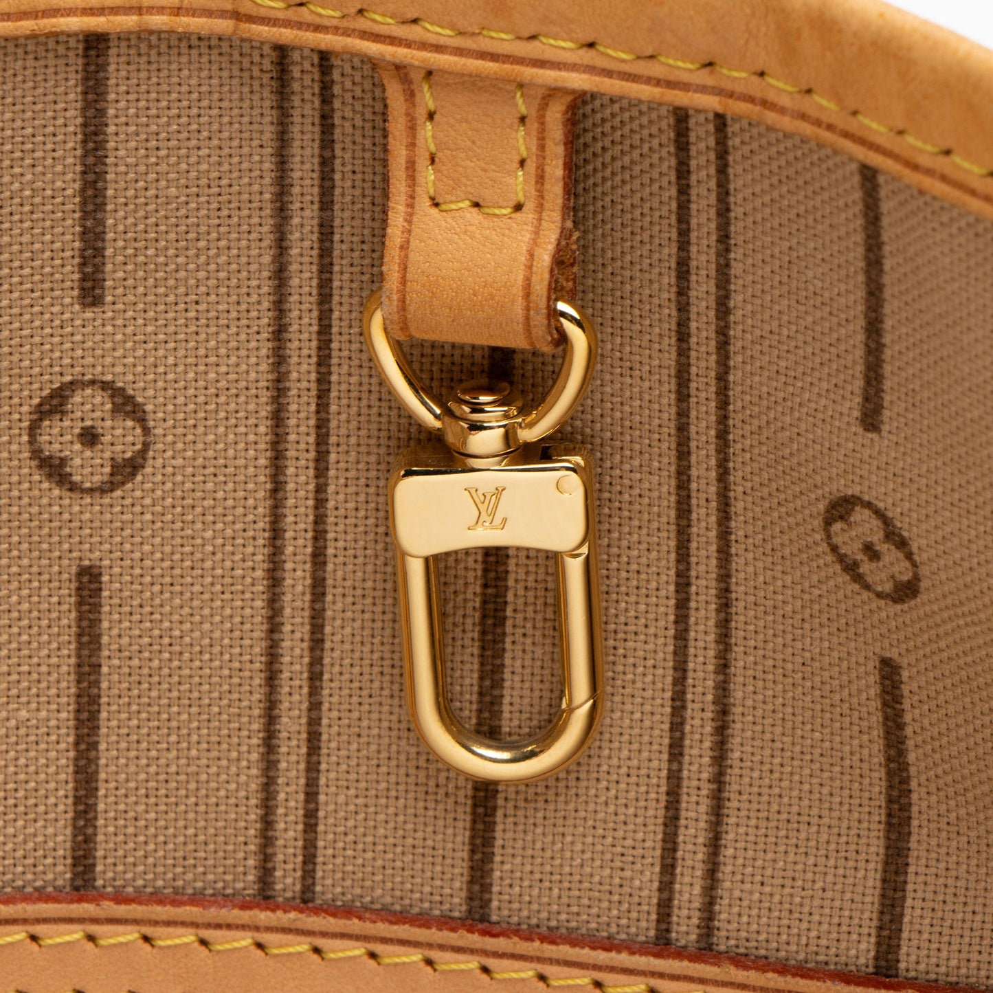 Louis Vuitton Monogram Canvas Delightful MM Shoulder Bag (SHF-OAjeVL)
