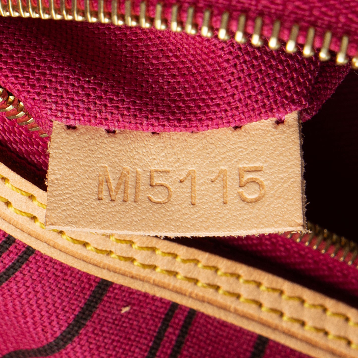 Louis Vuitton Monogram Canvas Delightful PM Shoulder Bag (SHF-g7x1MM)