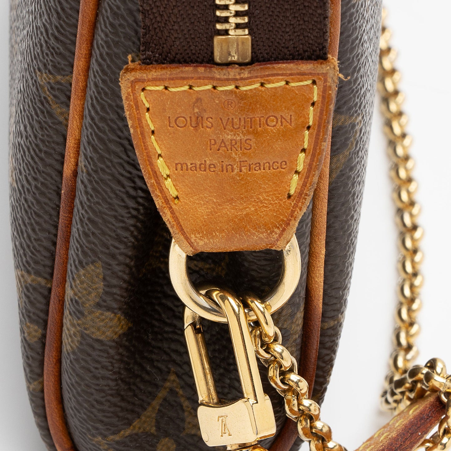 Louis Vuitton Monogram Canvas Eva Clutch (SHF-6uL33S)