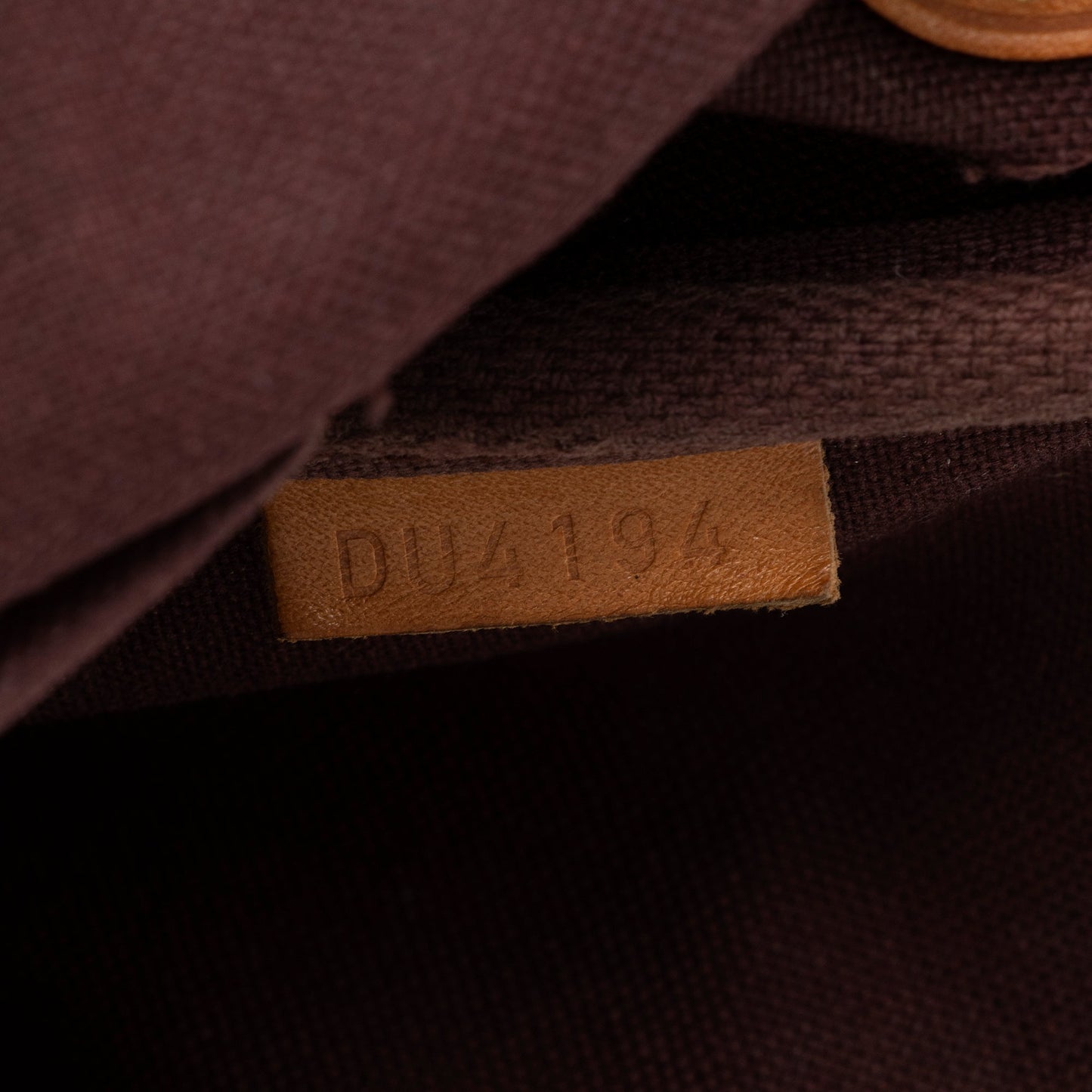 Louis Vuitton Monogram Canvas Favorite MM Shoulder Bag (SHF-23589)