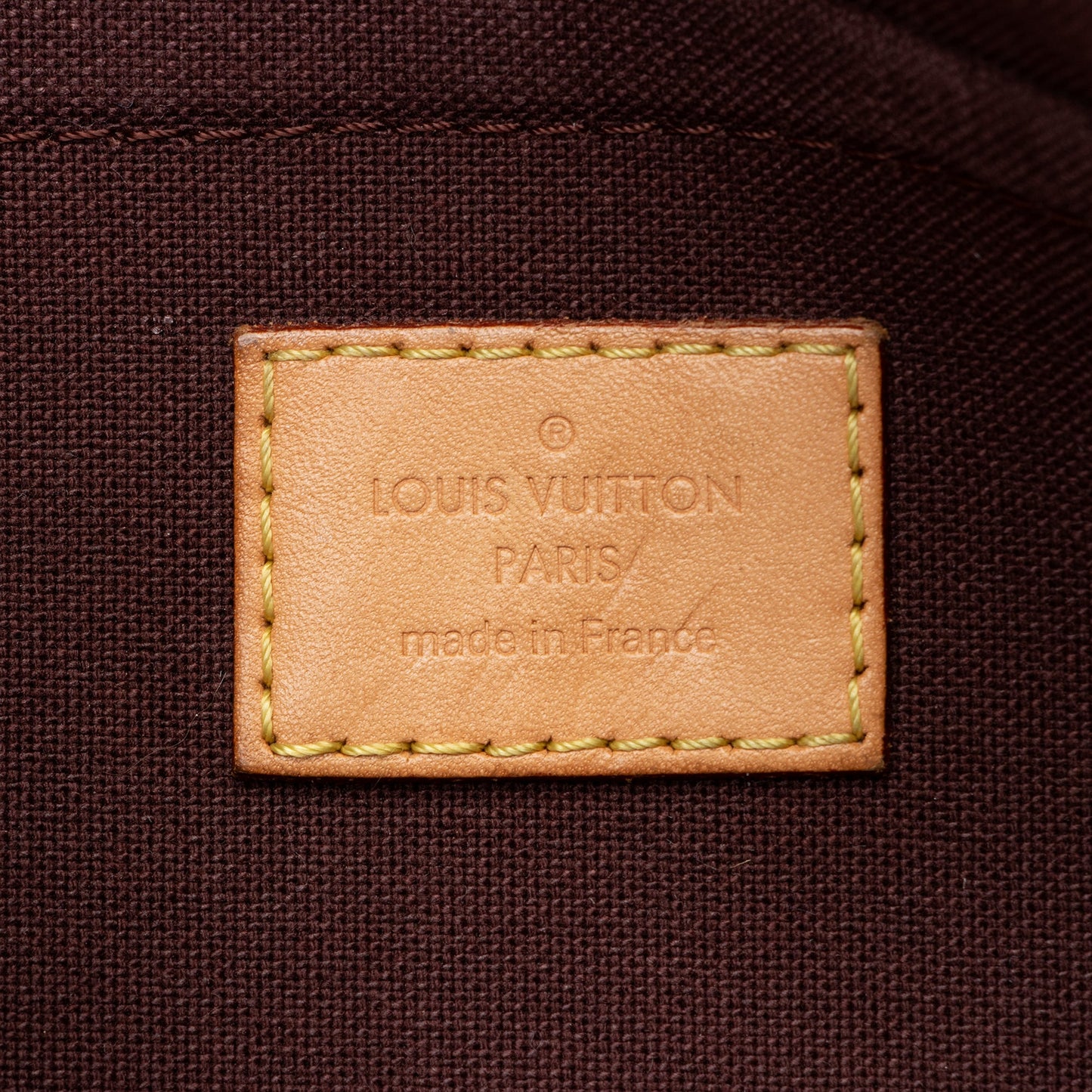 Louis Vuitton Monogram Canvas Favorite MM Shoulder Bag (SHF-RZu5fL)