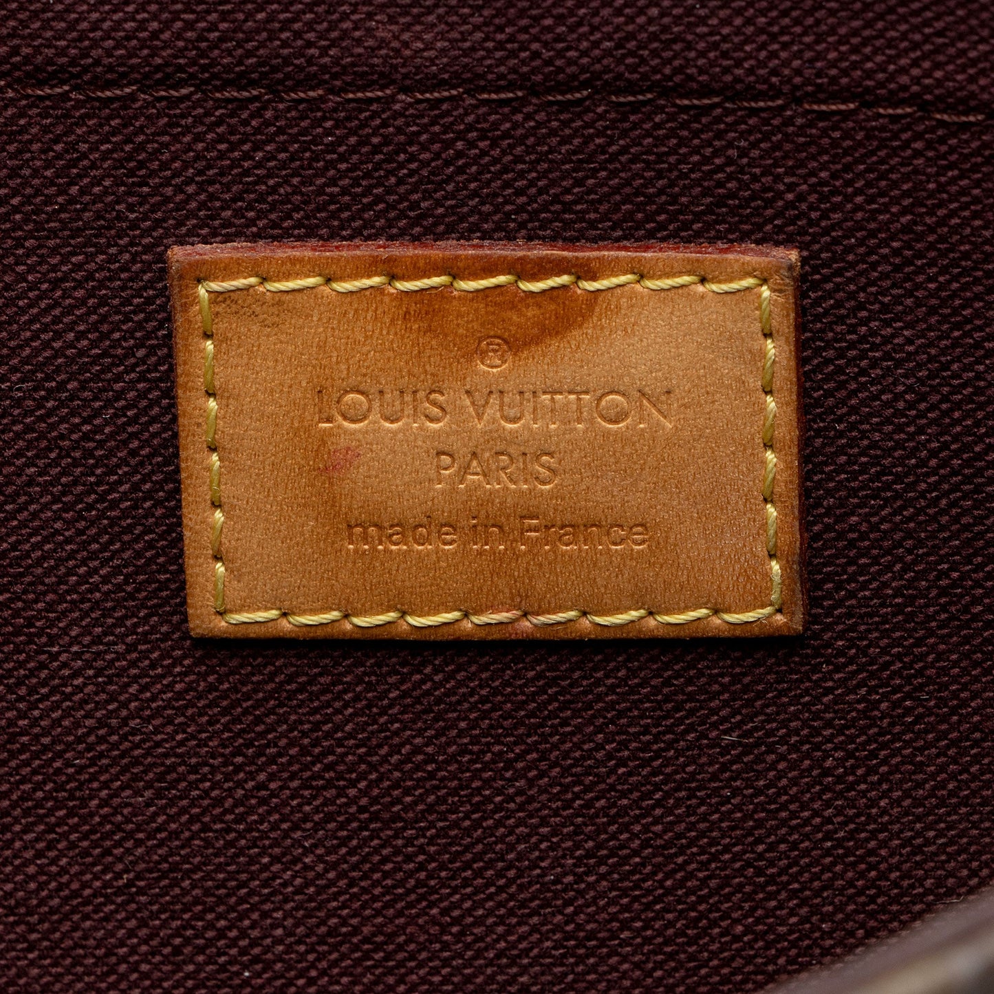 Louis Vuitton Monogram Canvas Favorite MM Shoulder Bag (SHF-Z5GR0S)