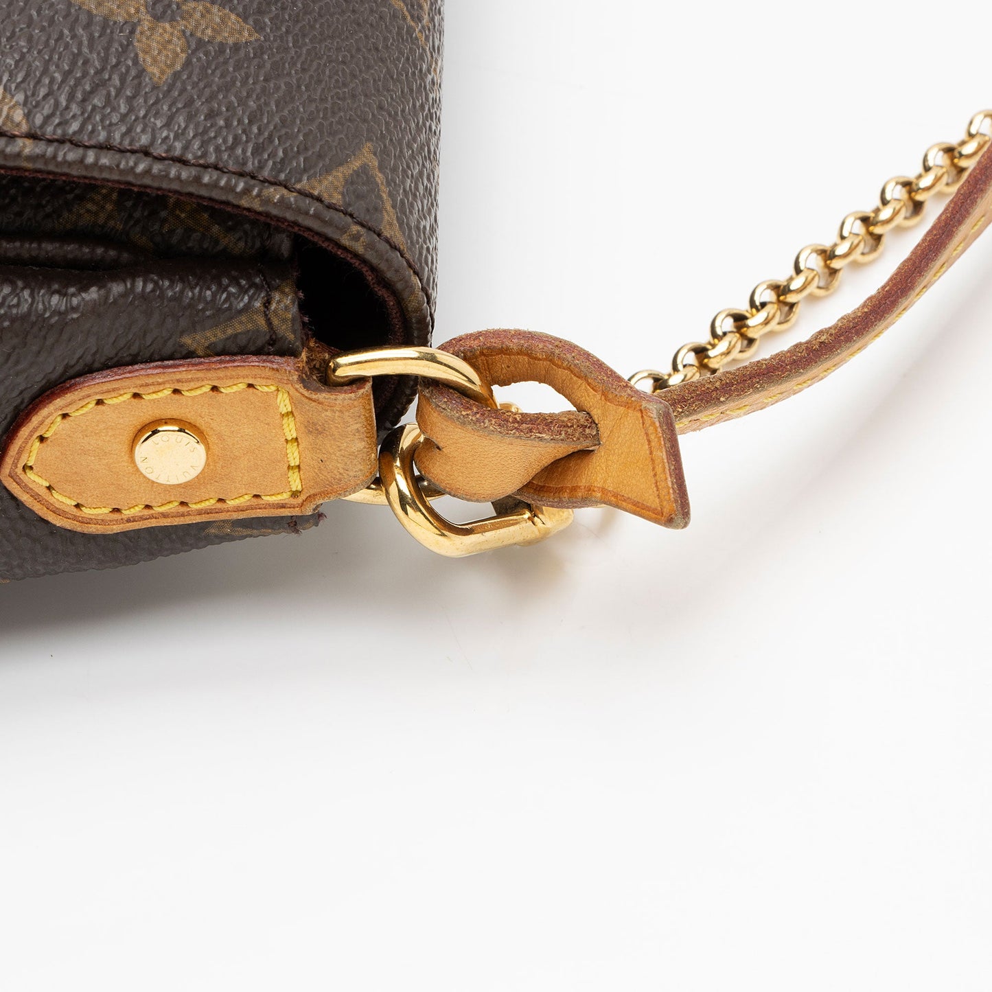 Louis Vuitton Monogram Canvas Favorite MM Shoulder Bag (SHF-rSDSZr)