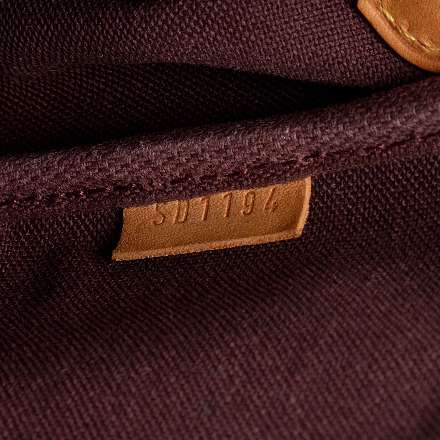 Louis Vuitton Monogram Canvas Favorite MM Shoulder Bag