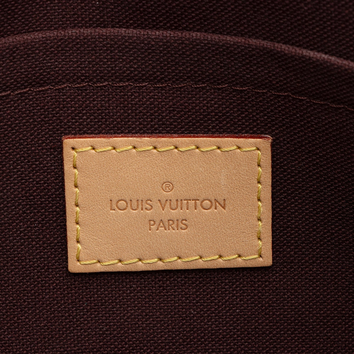 Louis Vuitton Monogram Canvas Favorite PM Shoulder Bag (SHF-kPYjDt)