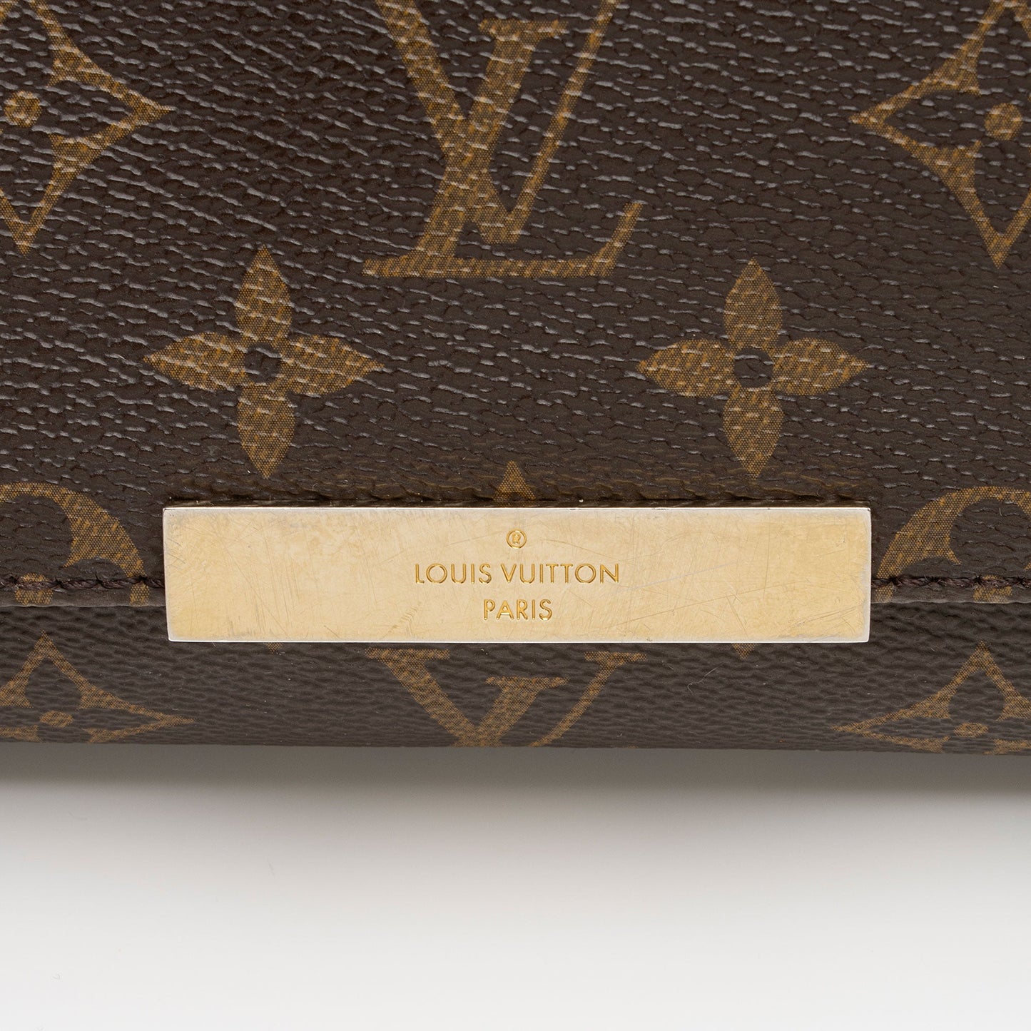 Louis Vuitton Monogram Canvas Favorite PM Shoulder Bag (SHF-HS9D4u)