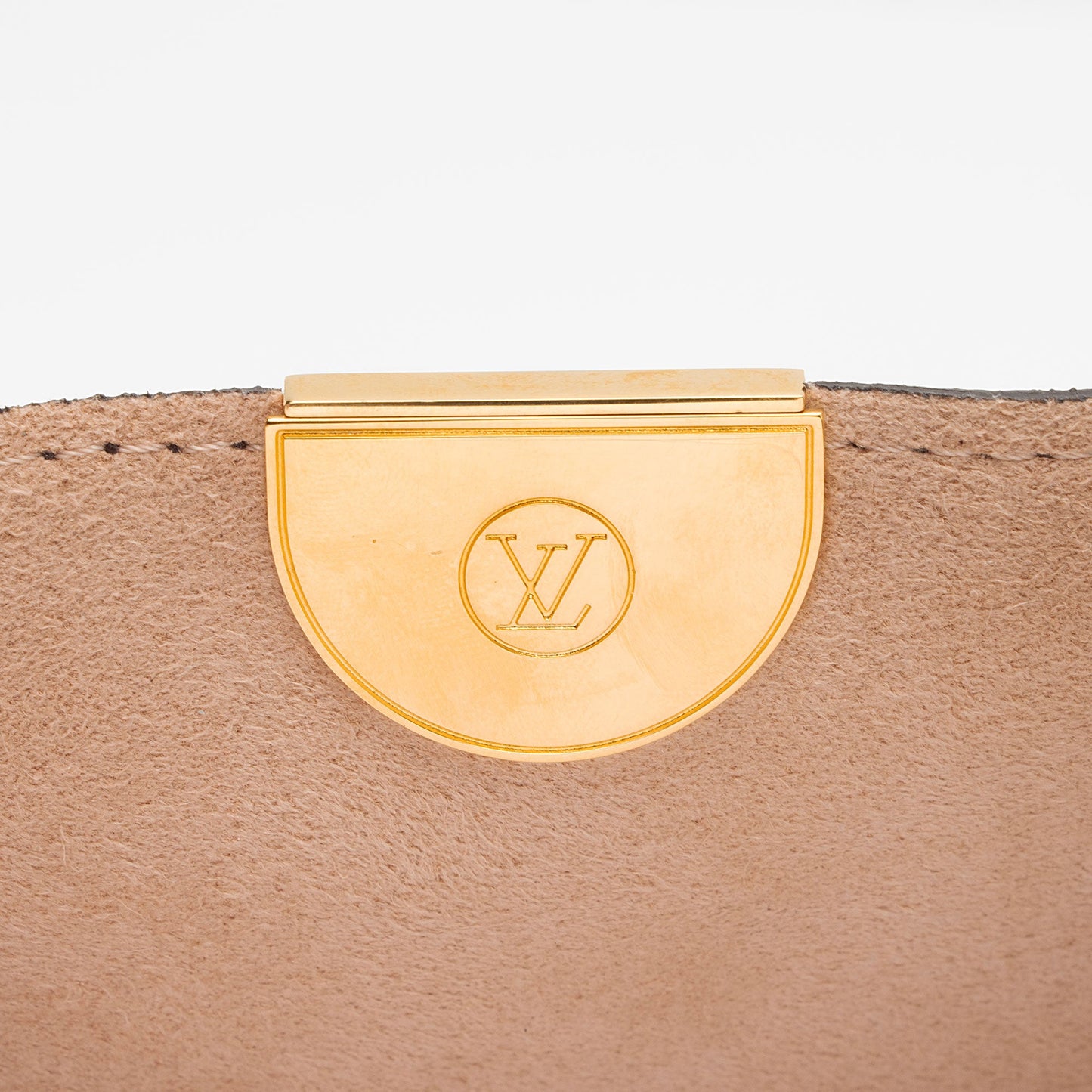 Louis Vuitton Monogram Canvas Flandrin Tote (SHF-l9NTa1)