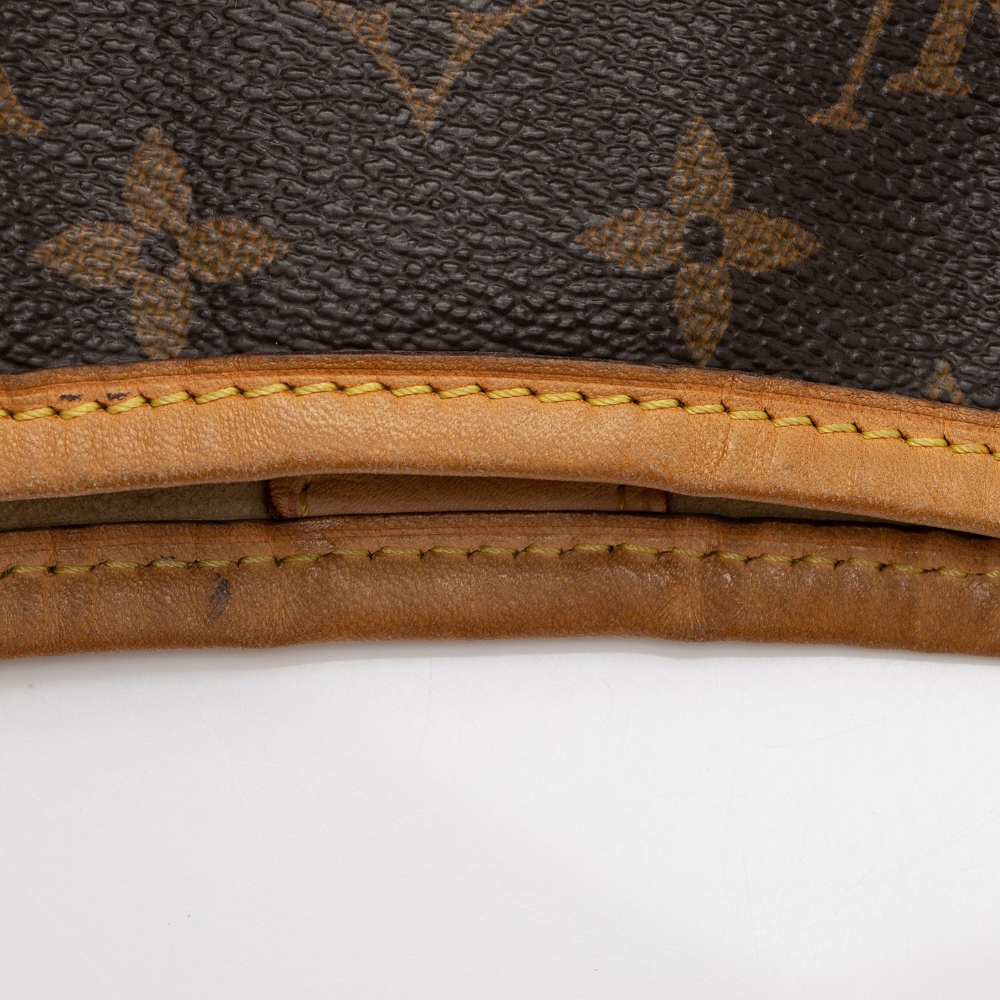 Louis Vuitton Monogram Canvas Galliera PM Shoulder Bag (SHF-ZrFqsw)