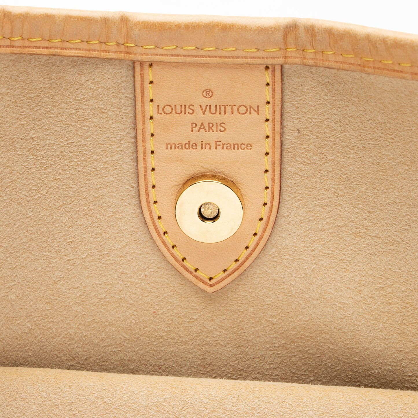 Louis Vuitton Monogram Canvas Galliera PM Shoulder Bag (SHF-K34ihO)