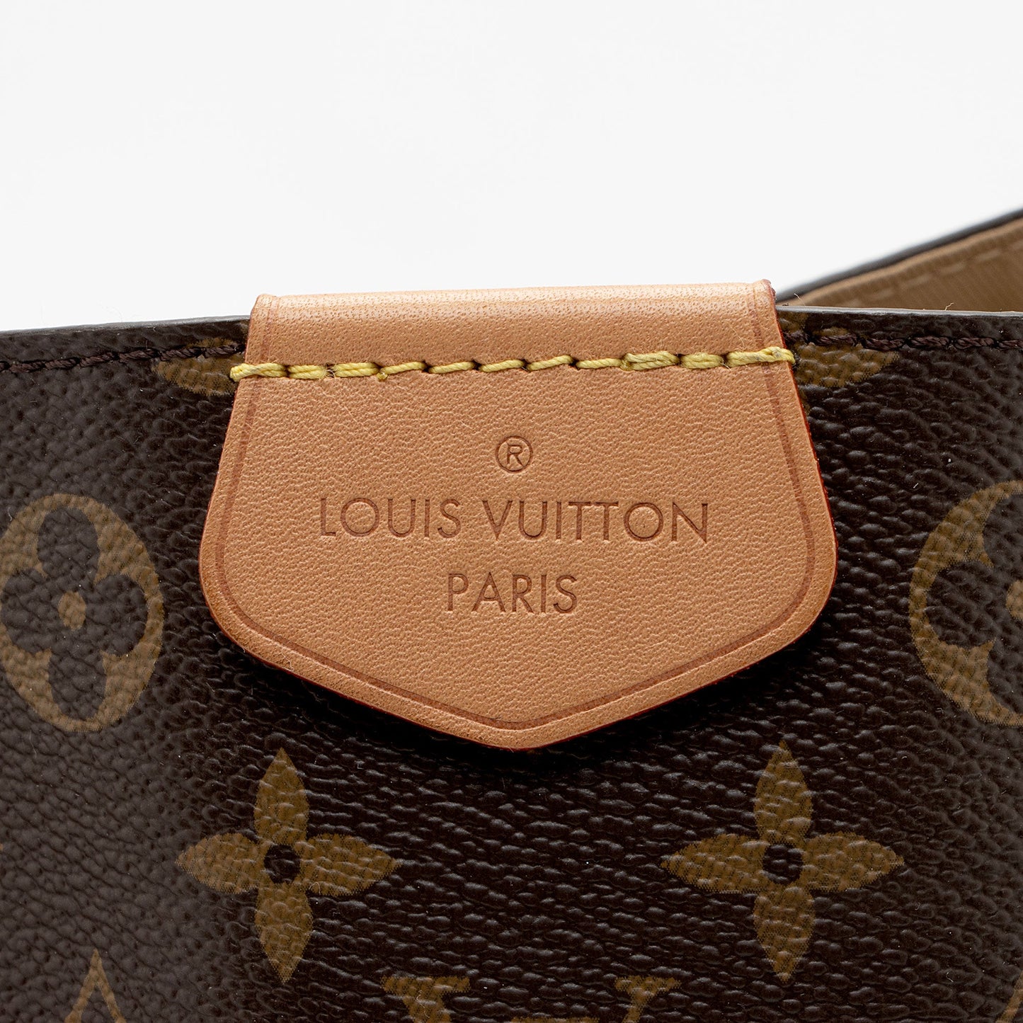 Louis Vuitton Monogram Canvas Graceful MM Hobo (SHF-ovfcpu)