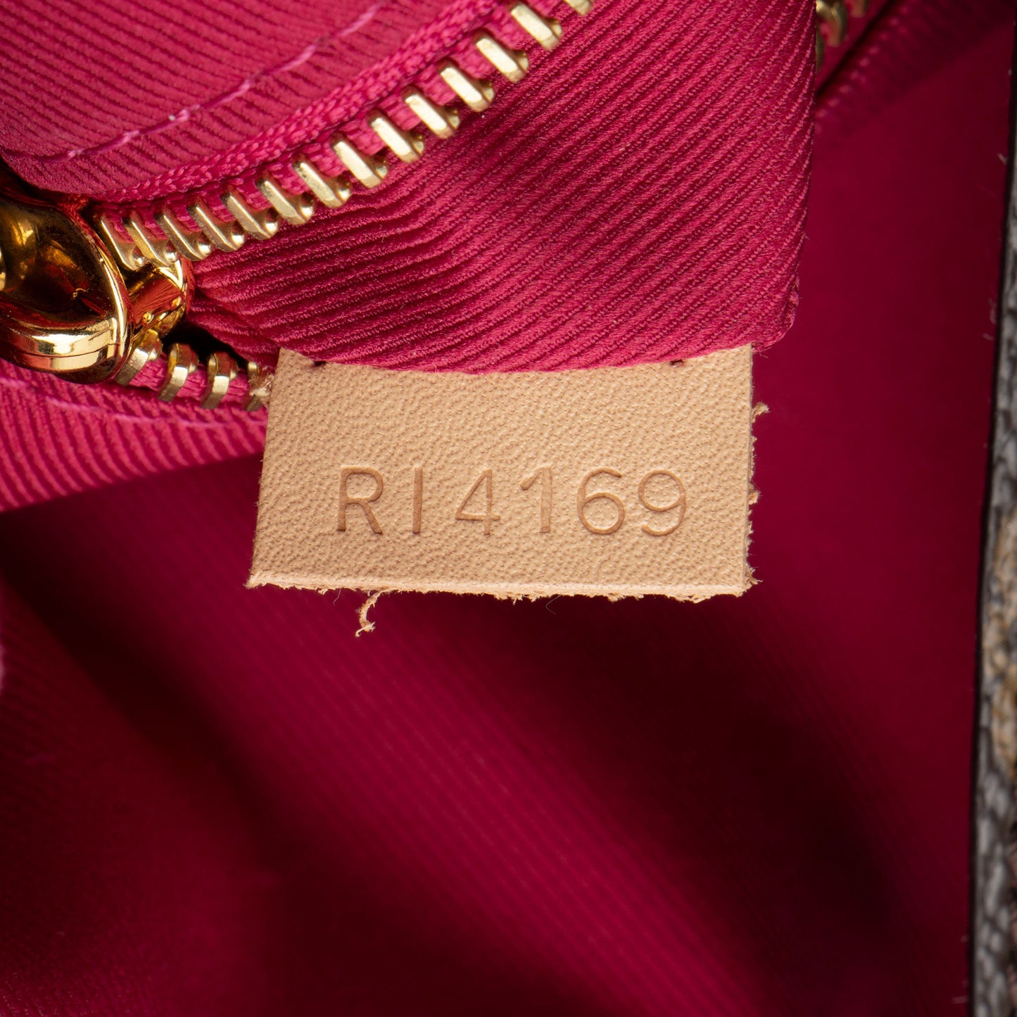 Louis Vuitton Monogram Canvas Graceful MM Hobo (SHF-a5Farx)